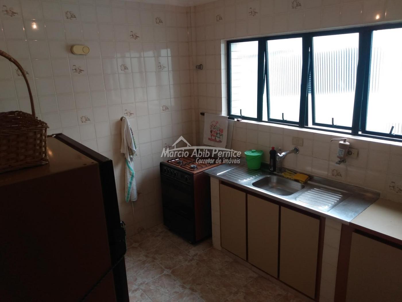 APARTAMENTO 200 M DA PRAIA